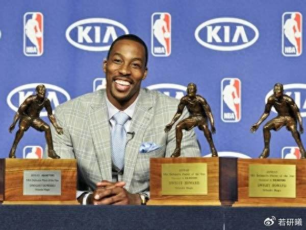 霍华德在魔术打了8年,留下5个逆天纪录,一个比一个难破|德怀特·霍华德|NBA|总决赛|詹姆斯|全明星_新浪体育_新浪新闻